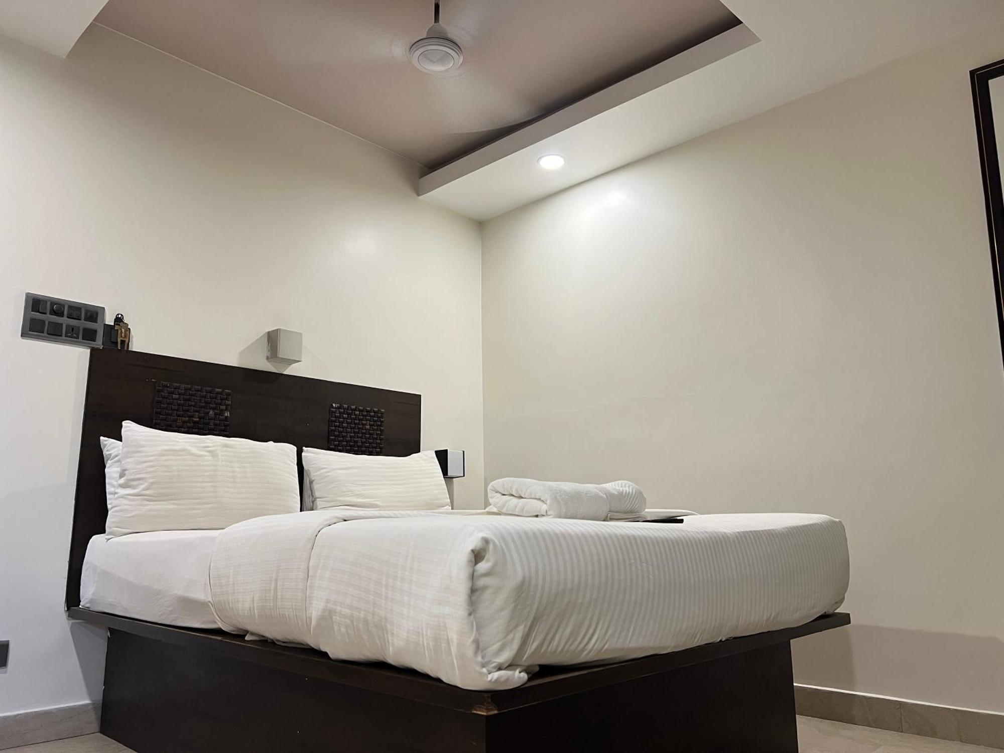 Hotel Diviyum Manor Port Blair Exterior foto