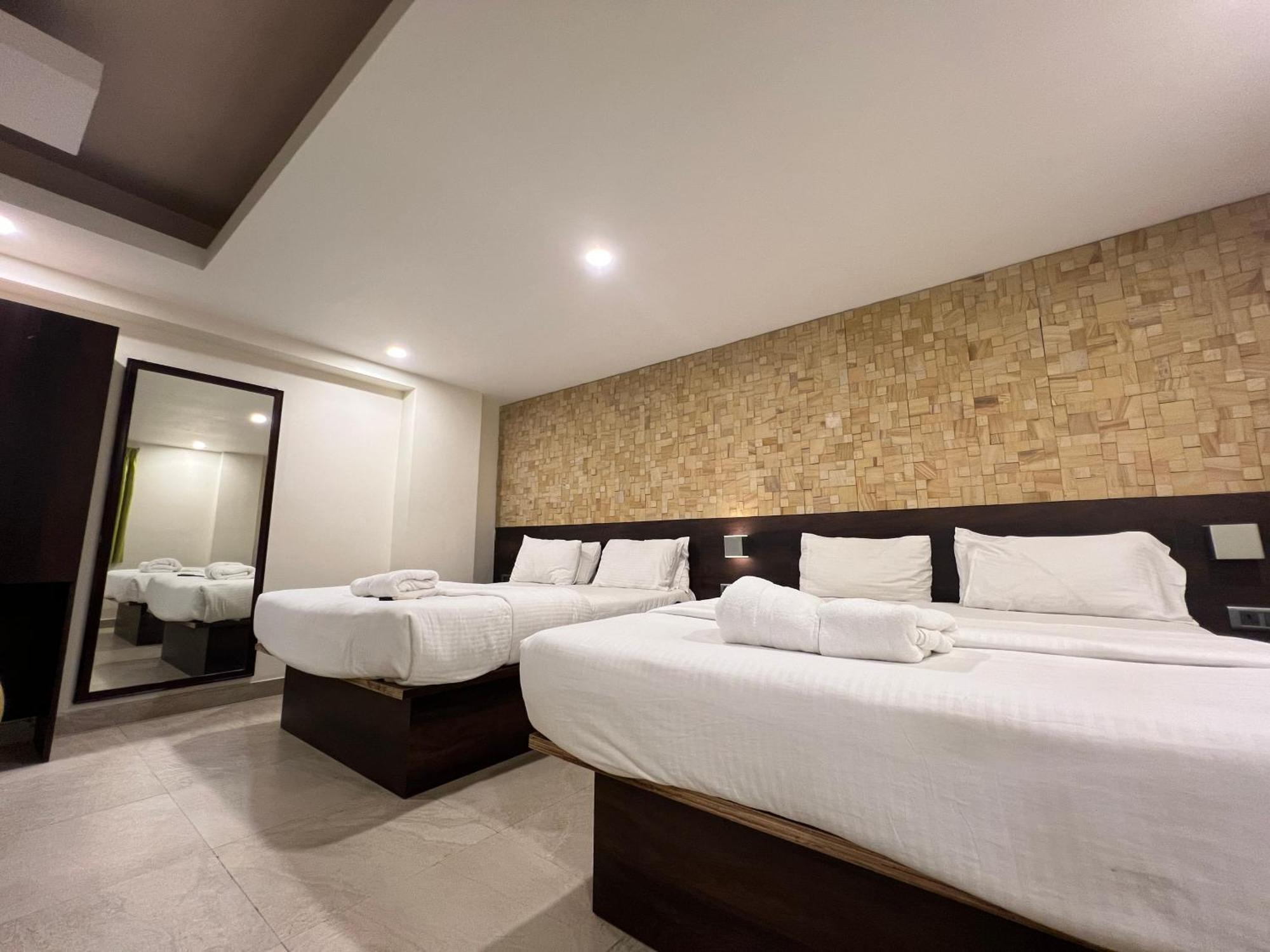 Hotel Diviyum Manor Port Blair Exterior foto